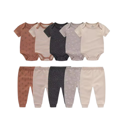 🎉BUNDLE DEAL! Enjoy the Everyday Romper Set + FREE 6‑Pair Socks Bonus!✨