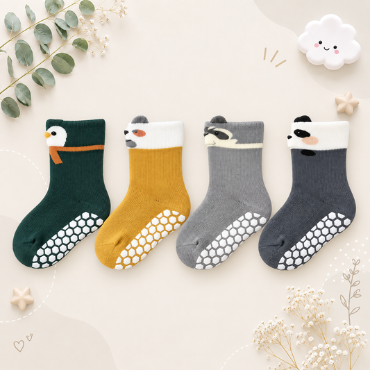 The Cassius - Baby Unisex 4 Pairs Anti-Slip Dot Floor Socks Panda Pattern Mid-Calf Walking Socks