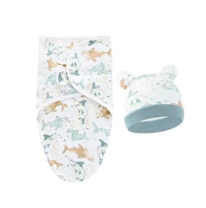 The Louie - Newborn Swaddle Blanket & Hat Set – Soft Cotton Adjustable Infant Wrap, Cartoon Print, All‑Season Use (0–6 Months)